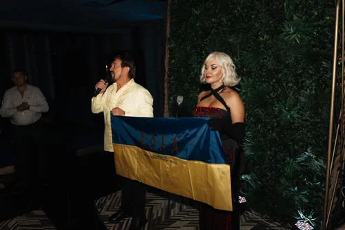 Kateryna Buzhynska and Mykhailo Grytskan performance at Moisei restaurant